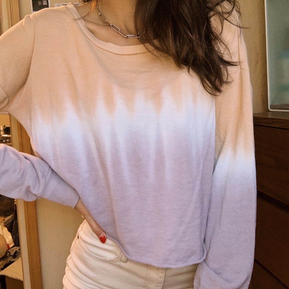 Multi color crew neck